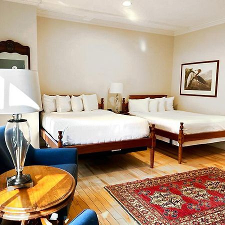 The Shire Woodstock Hotell Exteriör bild